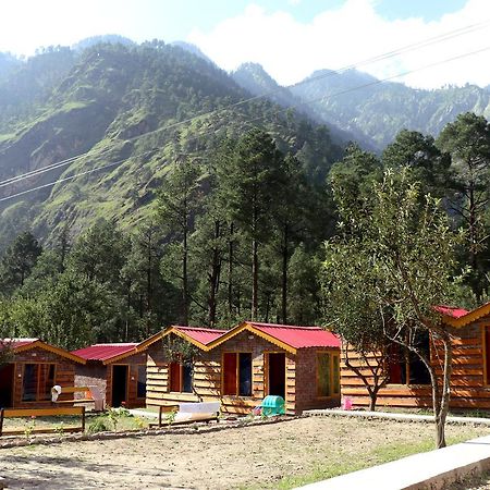 Brick And Wood Cottages Кулу Екстер'єр фото