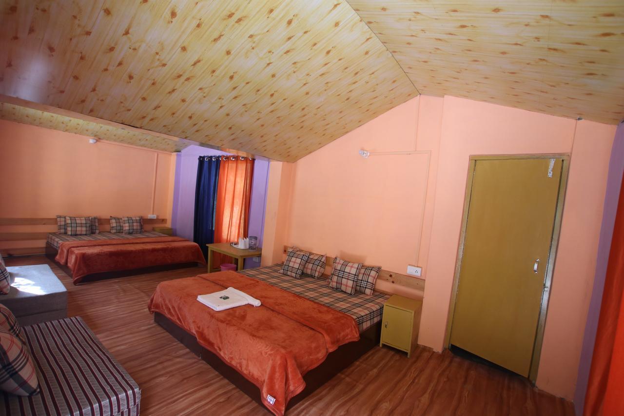 Brick And Wood Cottages Кулу Екстер'єр фото